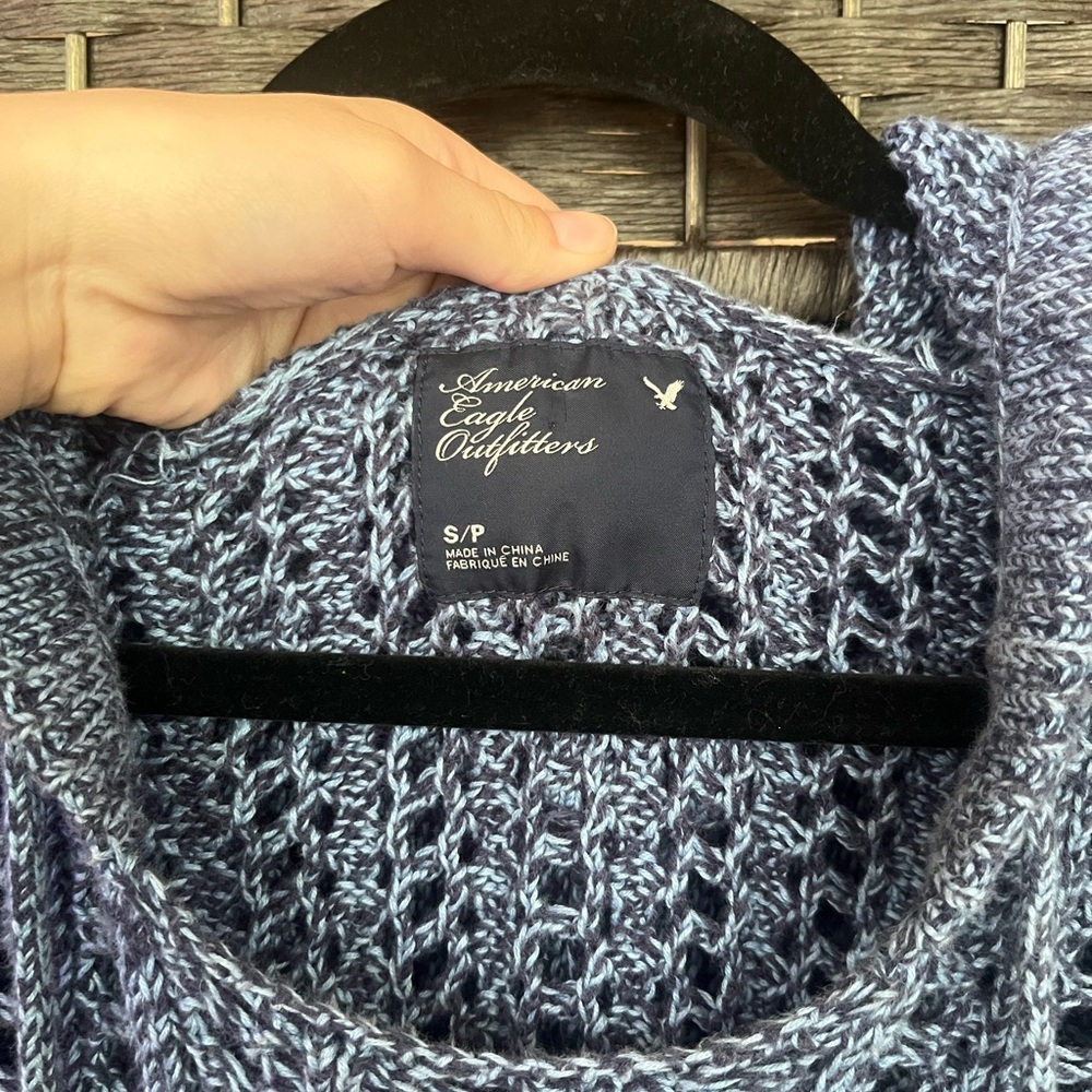 American eagle sweater